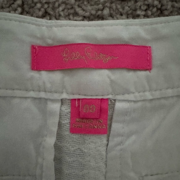 Lilly Pulitzer Shorts Buttercup Size 00 Scalloped Resort White - Picture 3 of 3